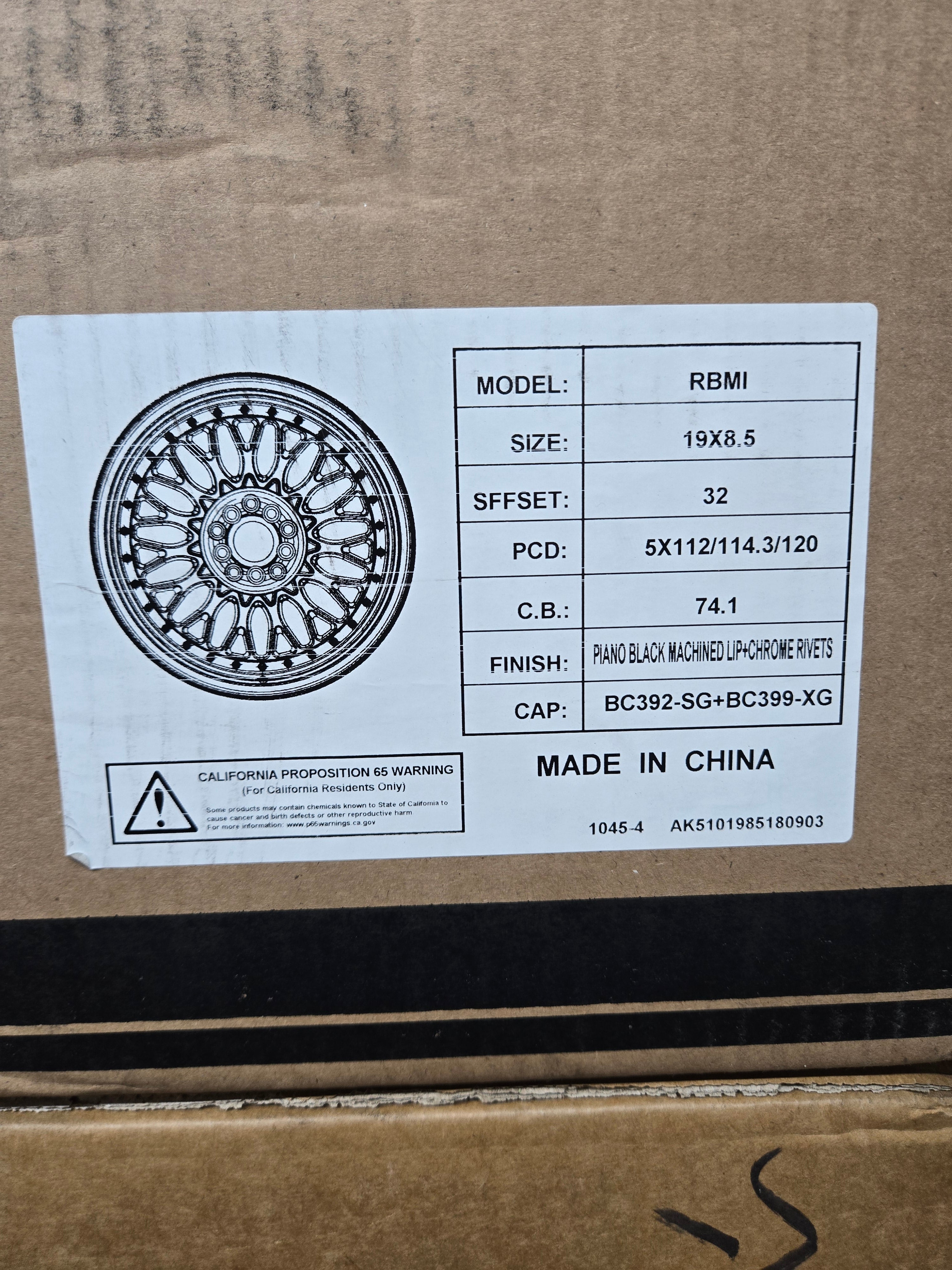 RBM1 19X8.5 5X112 5X114.3 5X120 BLACK MACHINED LIP