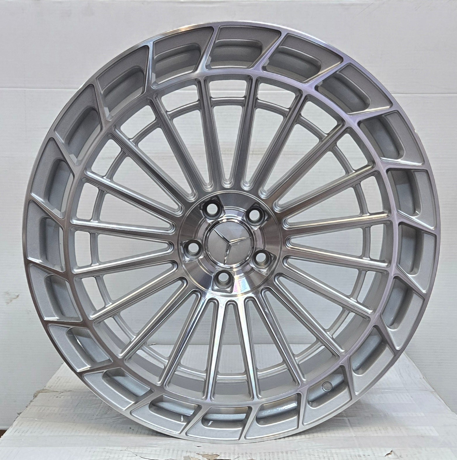FB780 22X10.5 5X112 SILVER CB66.6 ET43