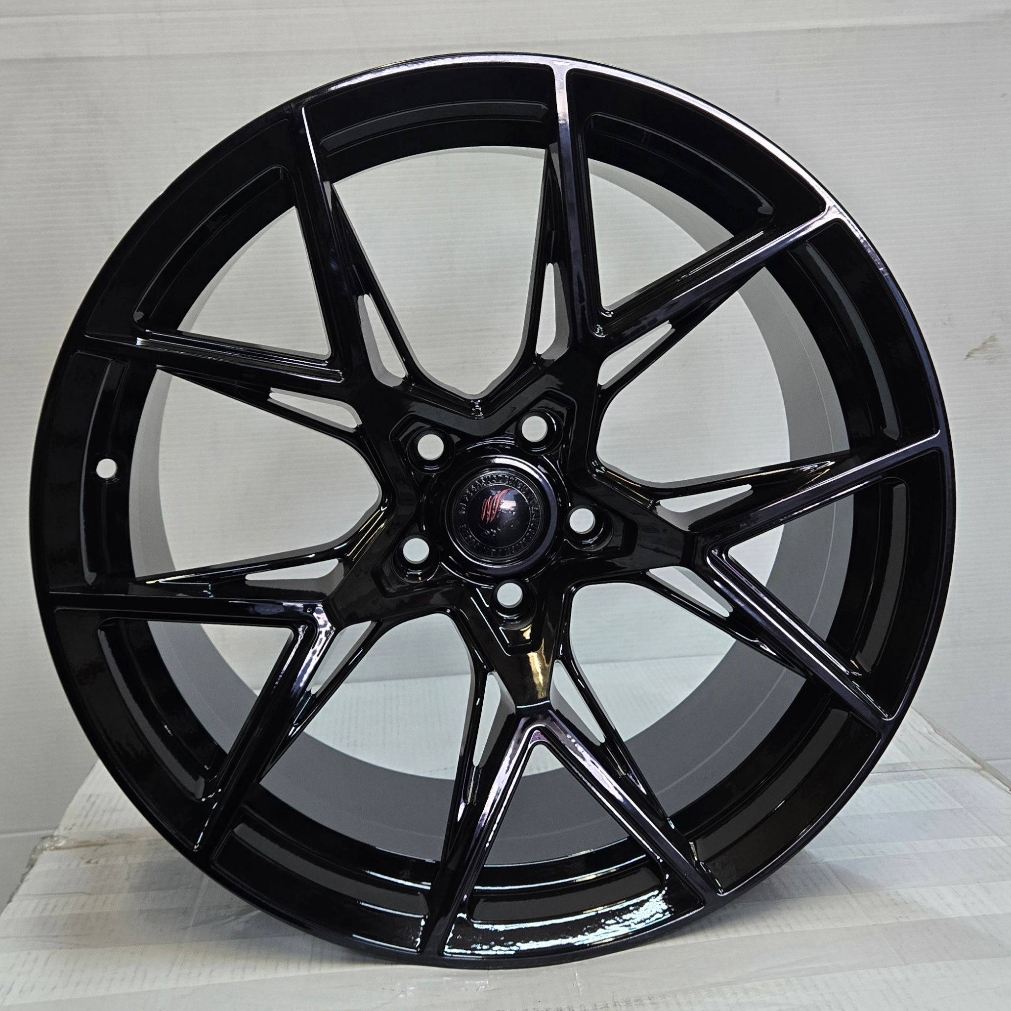 AF29 19X9.5 5X112 5X114.3 GLOSS BLACK CB73.1 ET38