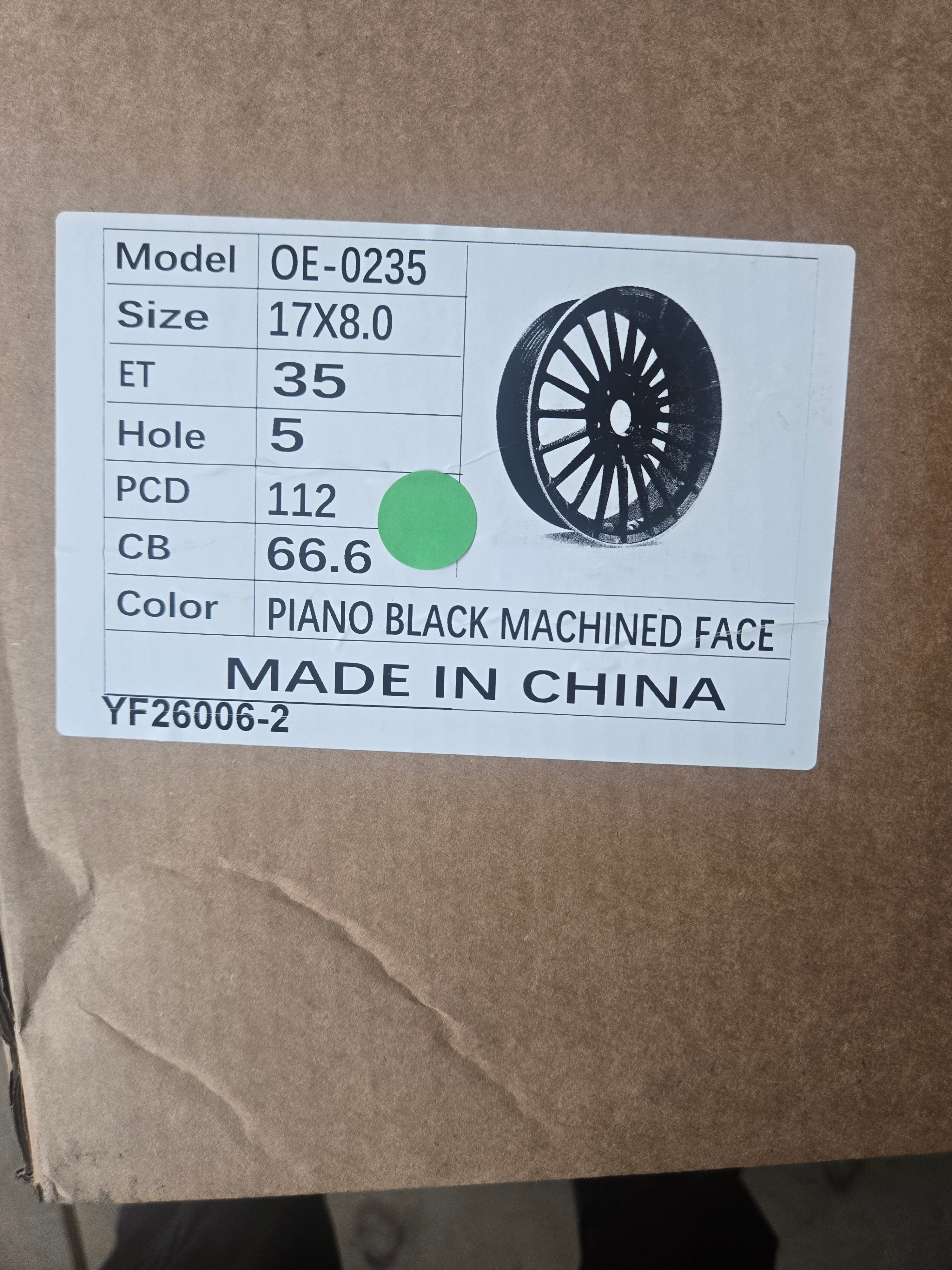 0235 17x8.0 5x112 PIANO BLACK MACHINED FACE CB66.1 ET35