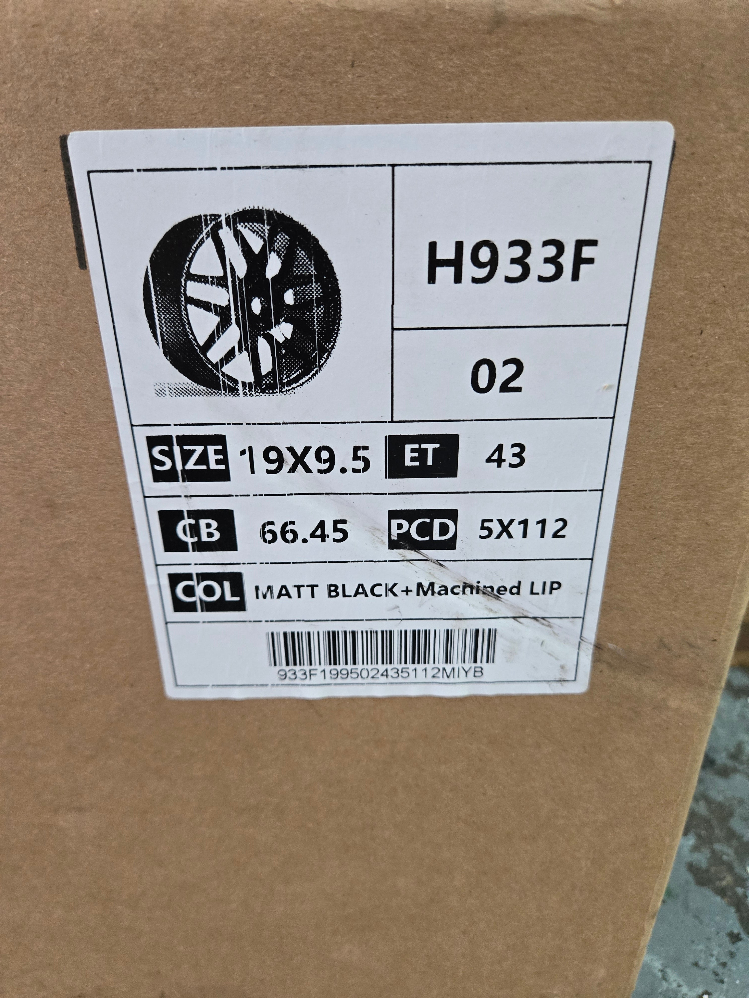 H933F 19X9.5 5X112 MATTE BLACK MACHINED RING CB66.1 ET38