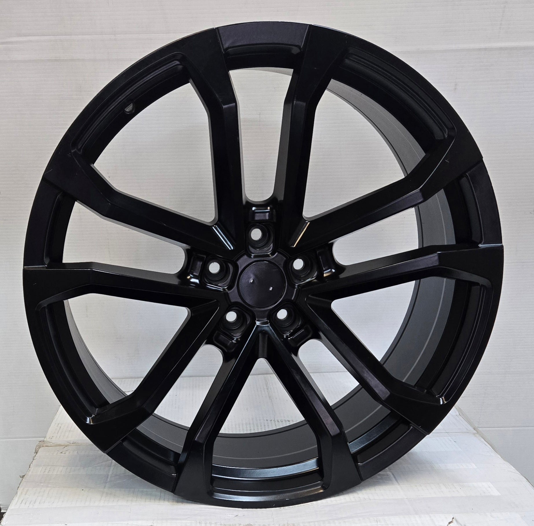 641 22X9.0 5X120 SATIN BLACK CB72.6 ET35