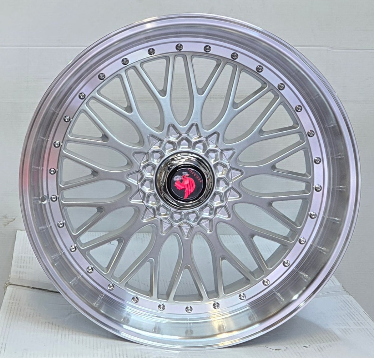 RBM1 22X10.5 5X112 5X114.3 5X120 SILVER MACHINED LIP CB73.1 ET38