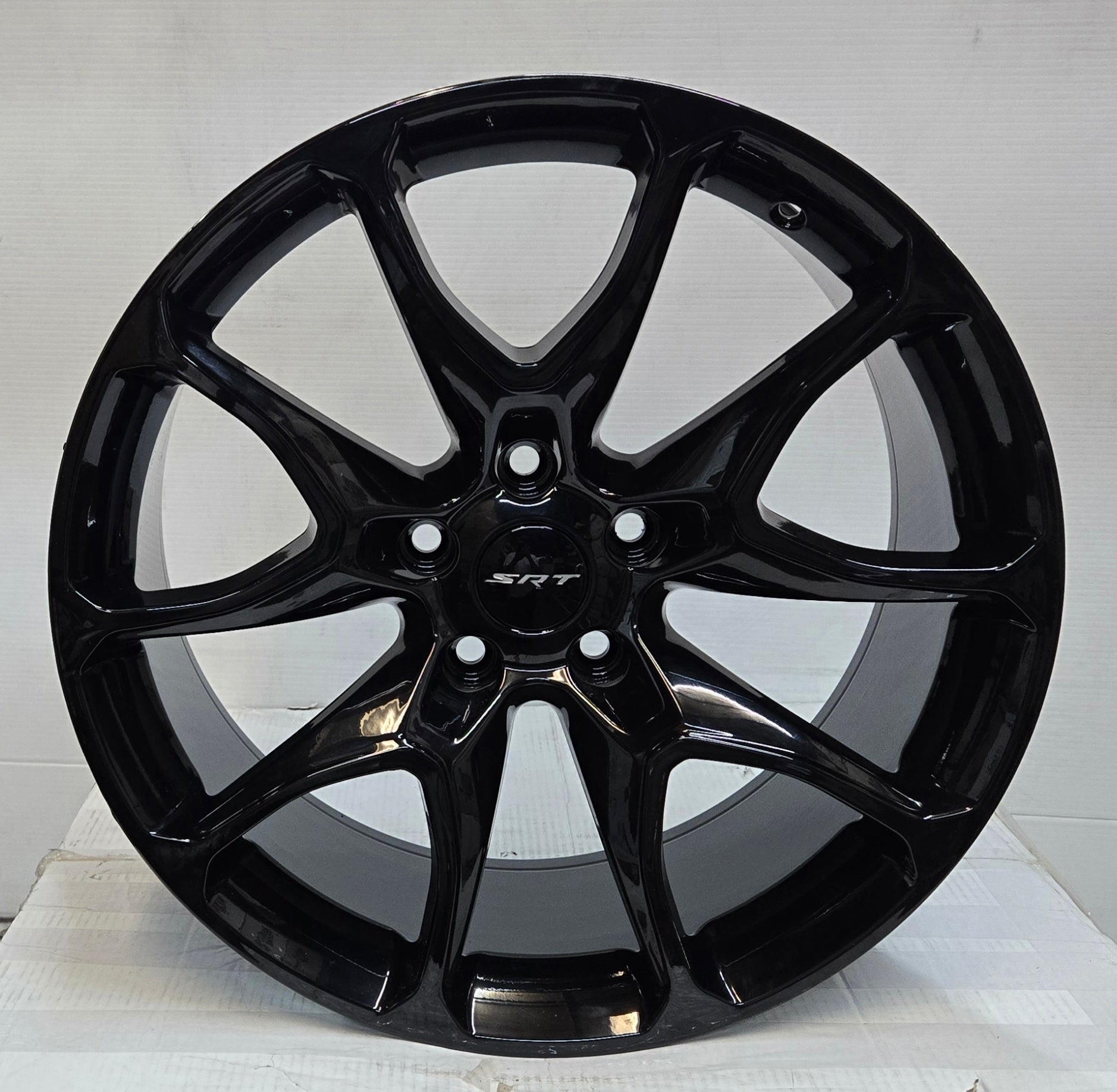 W502 20X9.0 5X127 GLOSS BLACK CB71.5 ET32