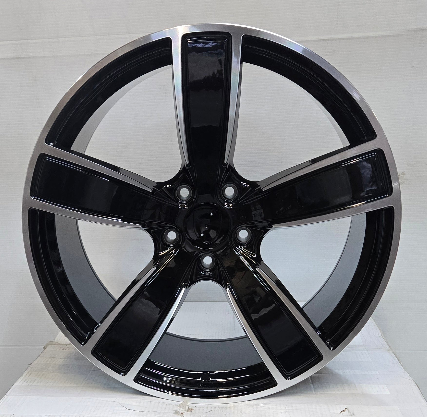 OE-5584 22x10 5x130 BLACK MACHINED FACE CB71.6 ET48