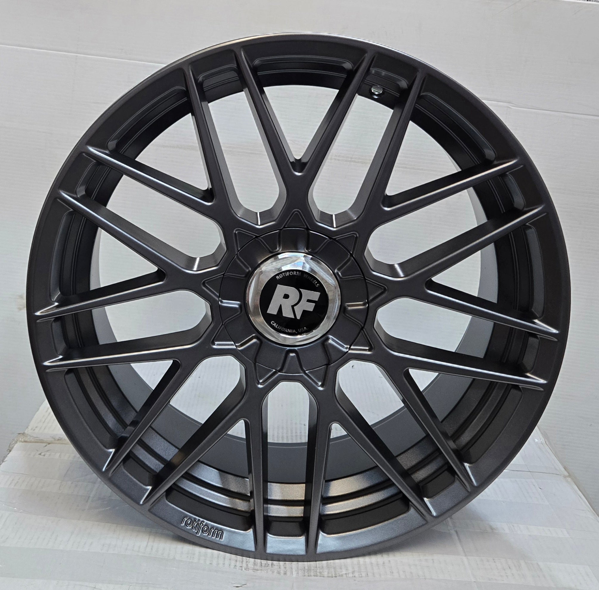 R 141 20X8.5 5X112 5X114.3 MATTE ANTHRACITE CB72.7 ET45