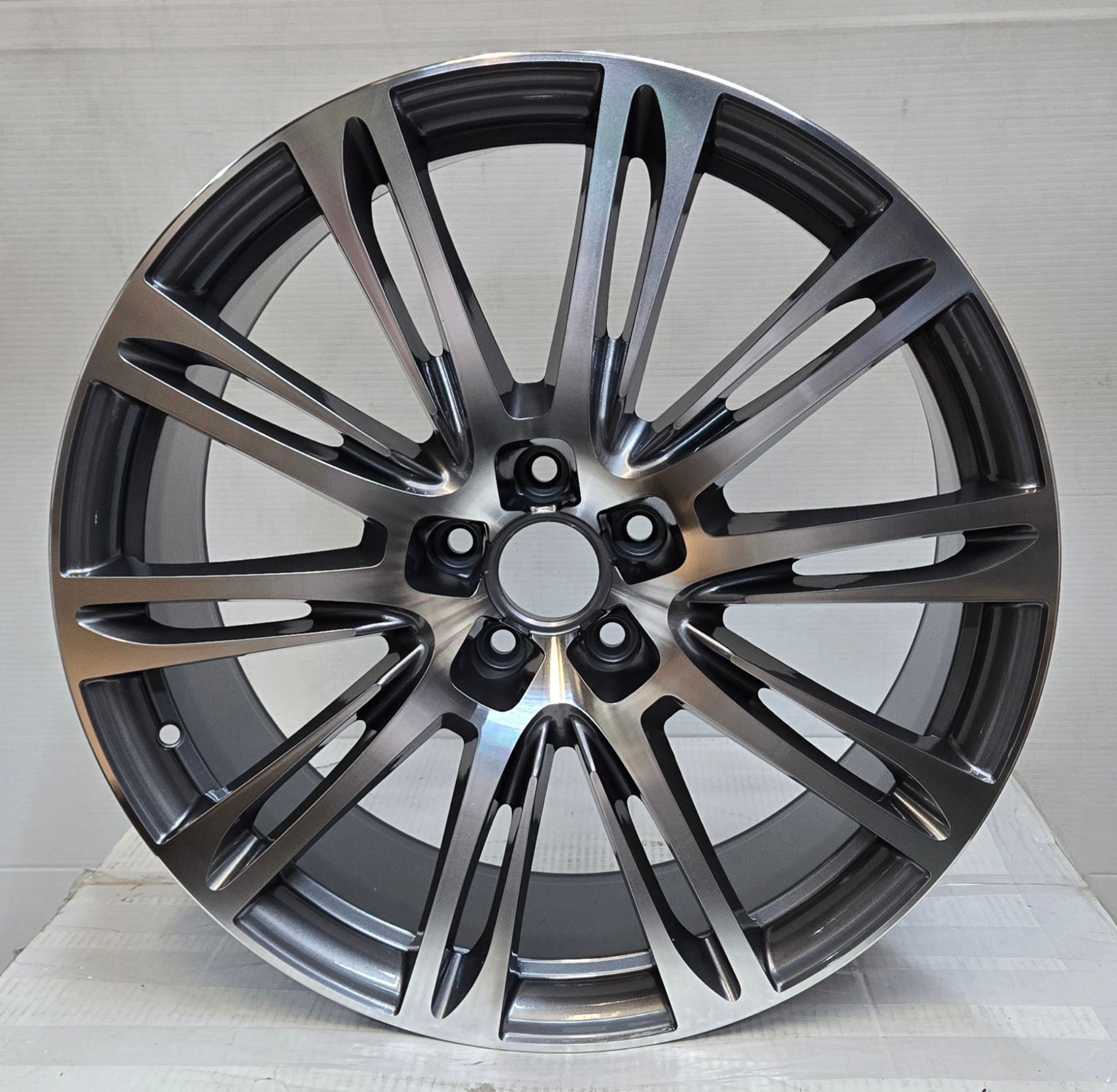 W636 20X9.0 5X112 GUN METAL MACHINED FACE CB66.1 ET38