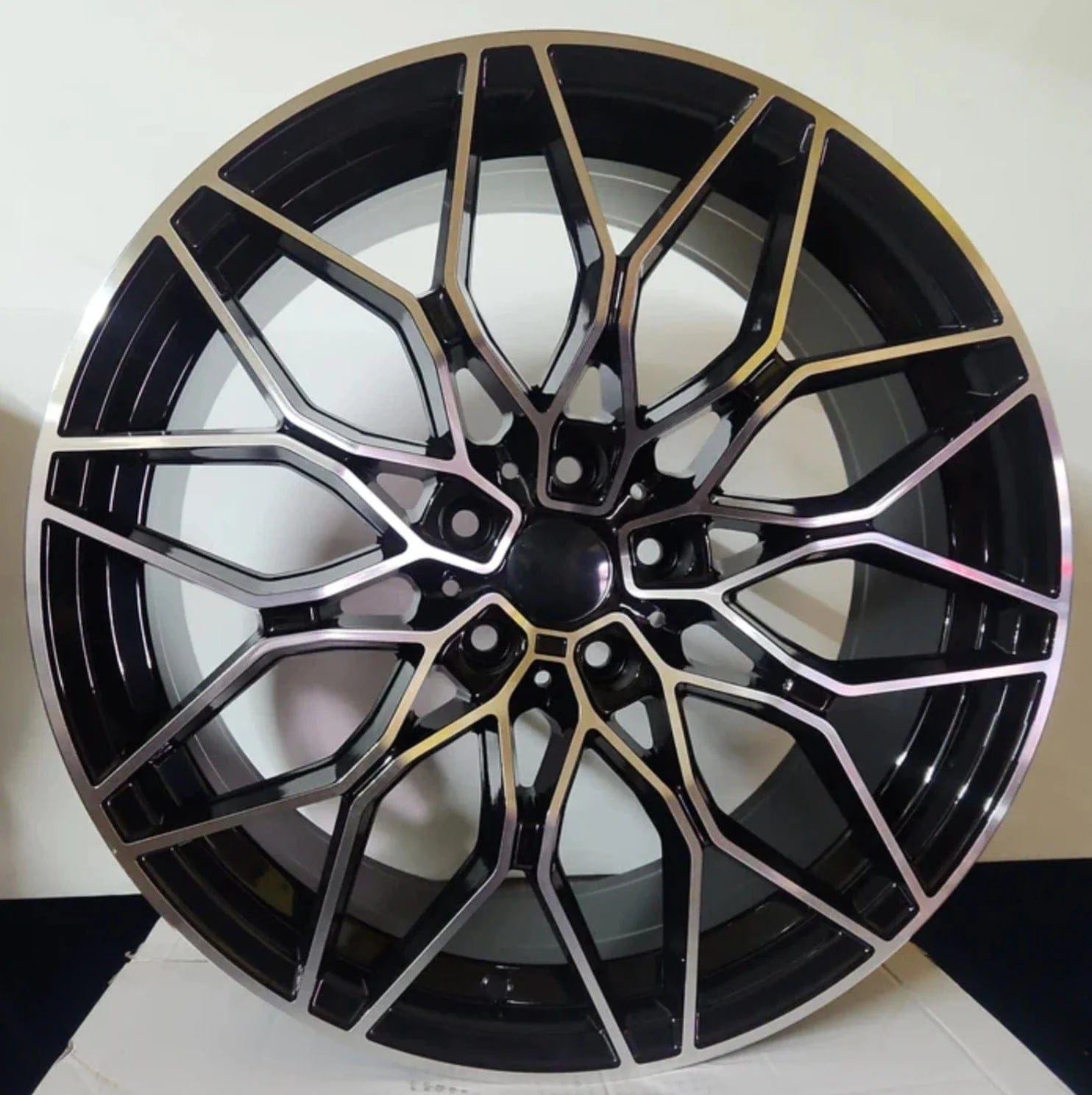 WCL206 19X9.5 5X112 GLOSS BLACK MACHINED CB66.56 ET42