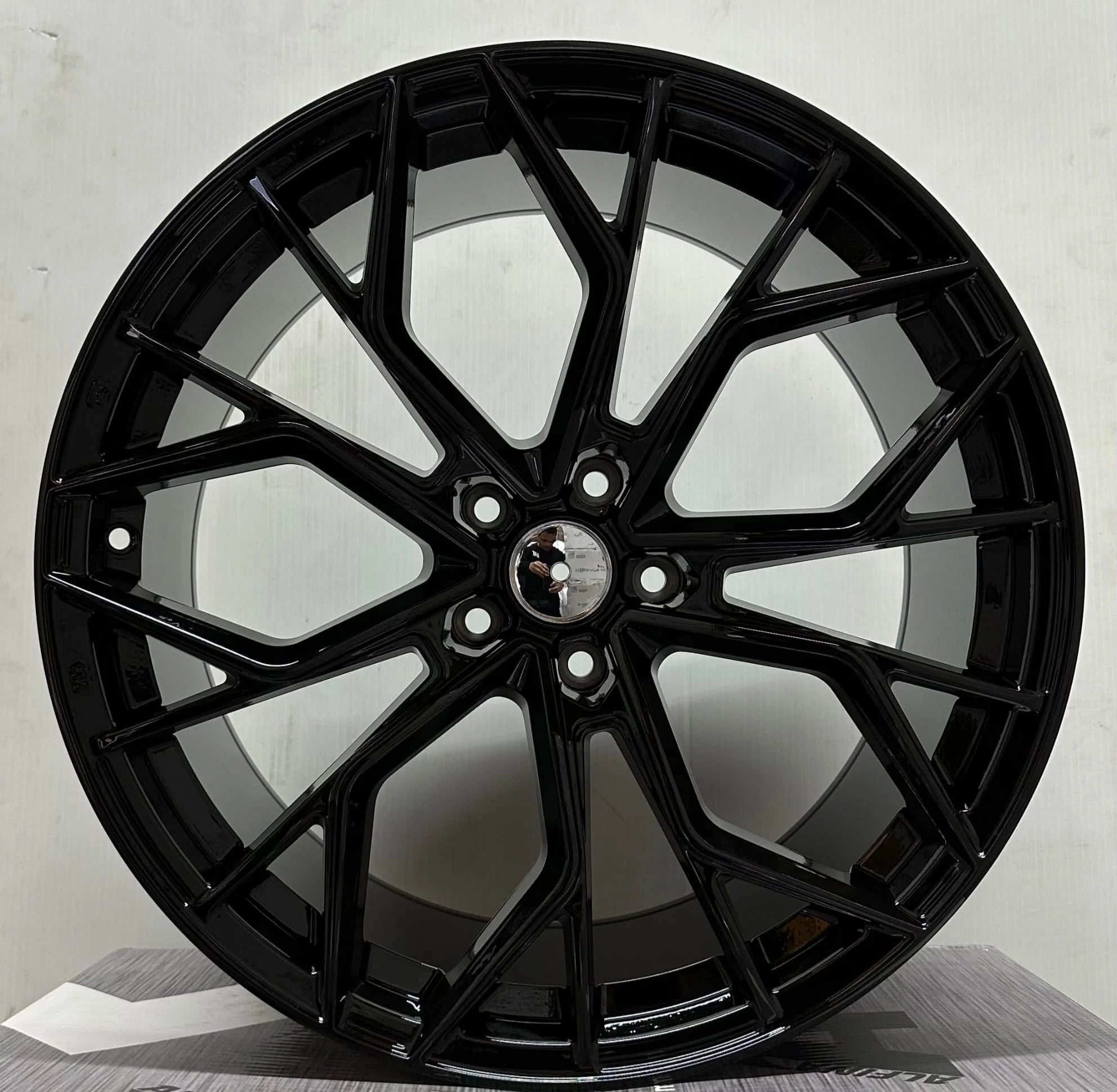 5558 19X8.5 5X112 5X114.3 GLOSS BLACK CB73.1 ET32