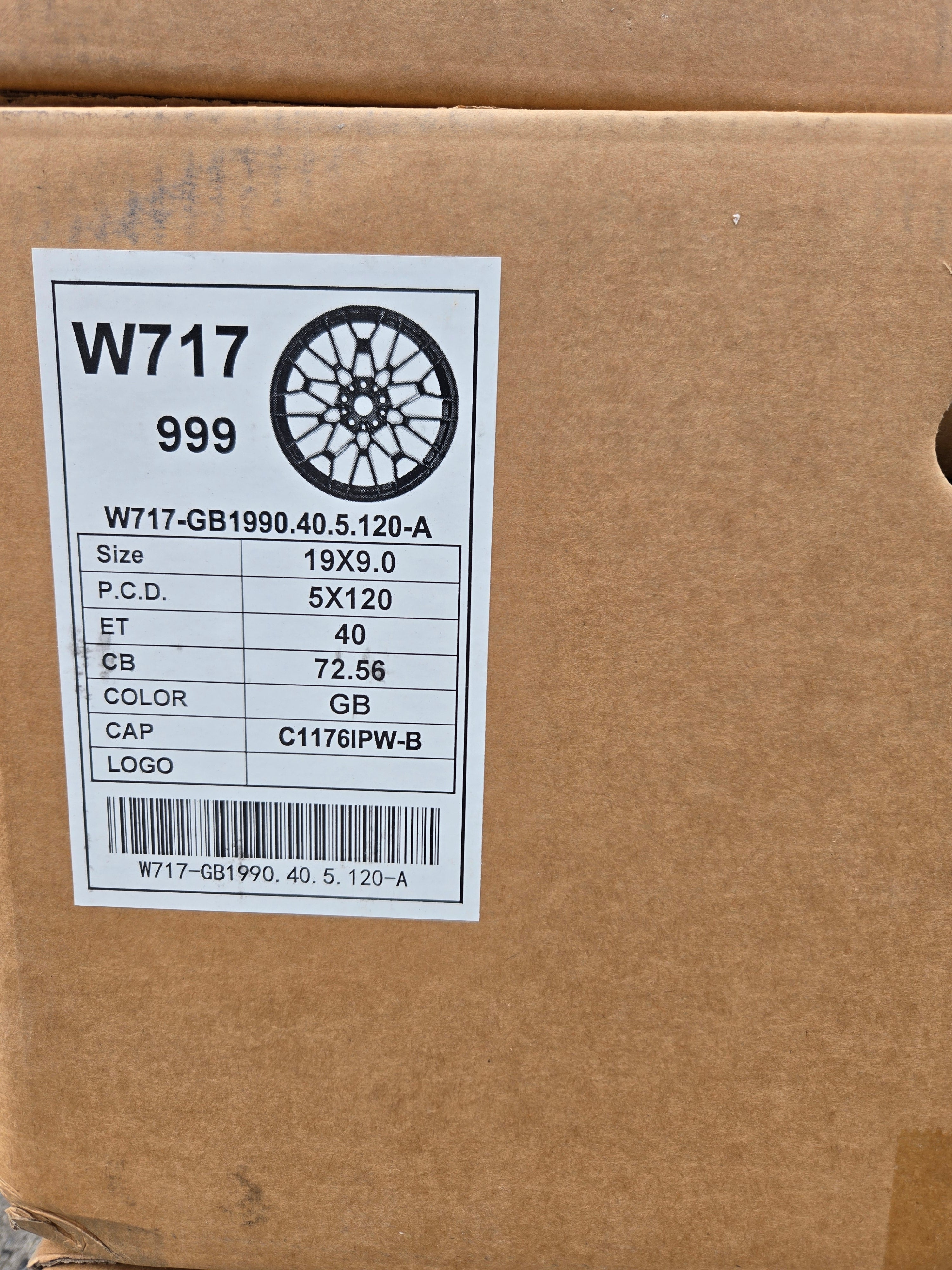 W717 19X9.0 5X120 GLOSS BLACK CB72.56 ET40