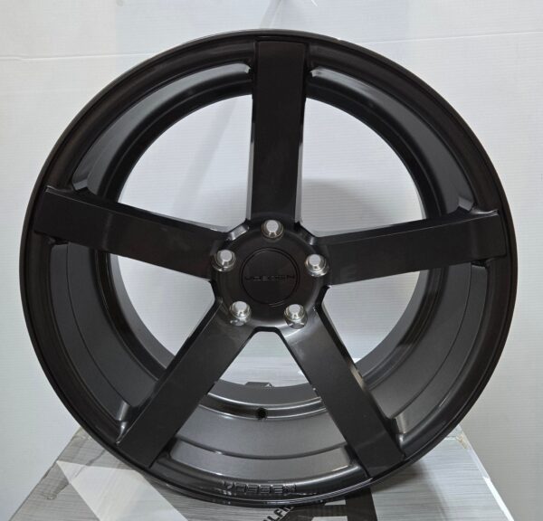 Vossen CV3-R Size 20×10 5×120 GUNMETAL