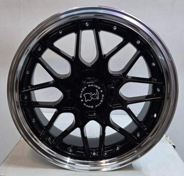 W025 SSA06 18X8.0 5X112 5X114.3 5X120 BLACK MACHINE LIP